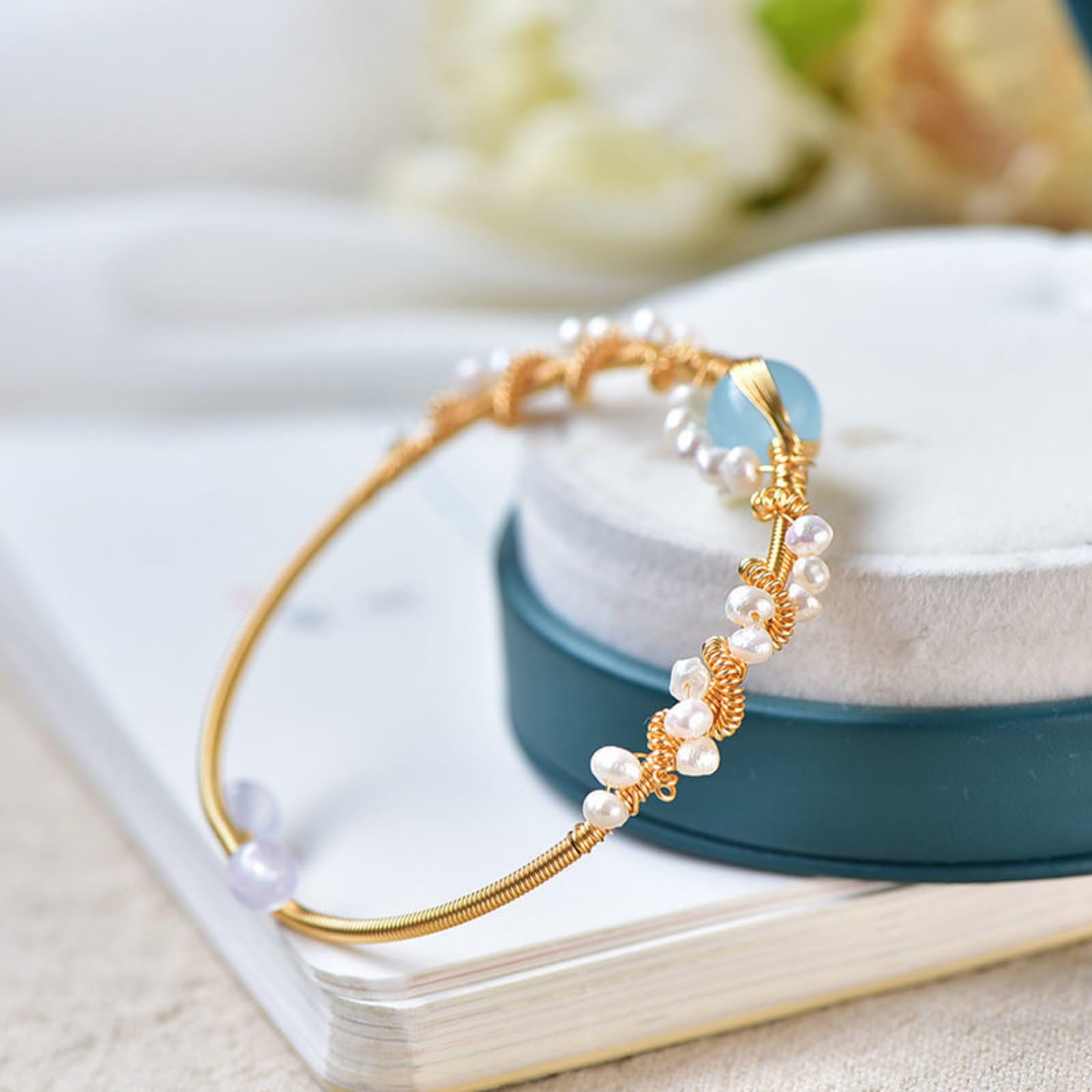 Ocean Blue Pearl Bracelet